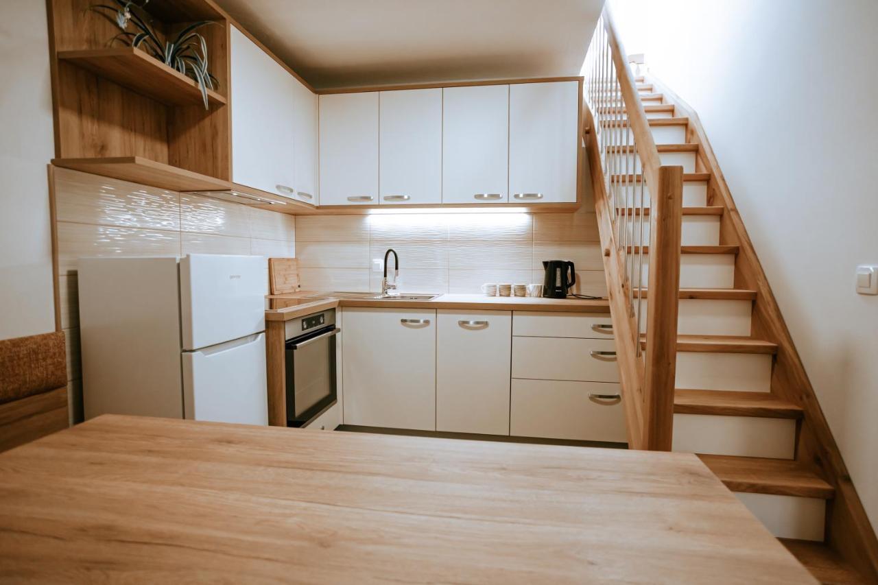 Apartments Cenda Zelezniki Eksteriør bilde